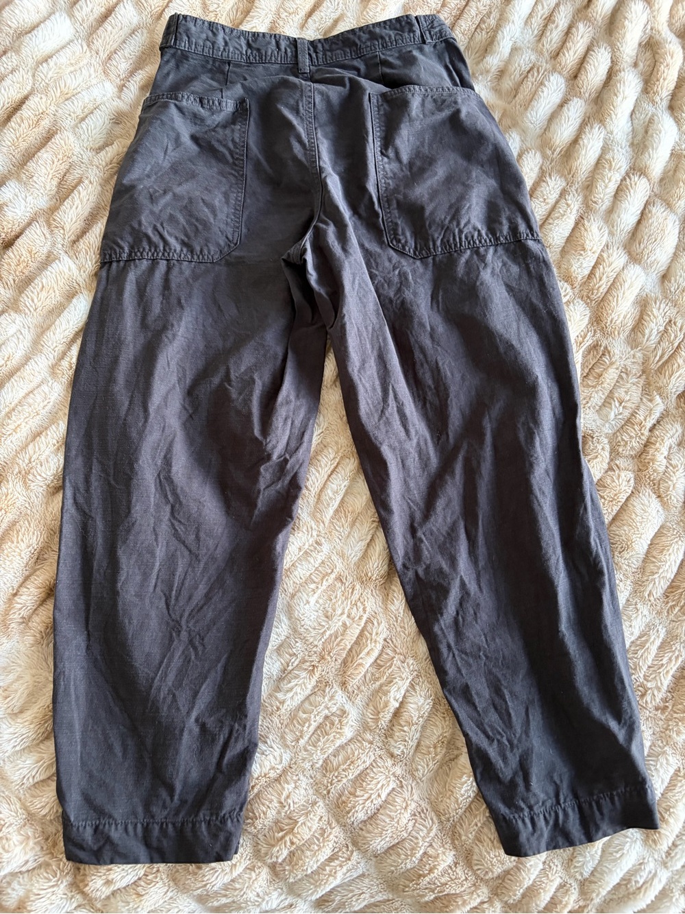 Everlane Barrel Fatigue Pants - Picture 4 of 9